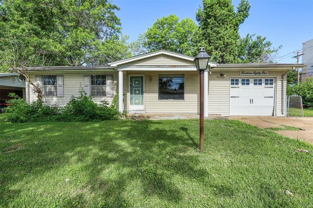 1481 Werremeyer Place St Louis, MO House Sold - Photo 1 of 25. Opens carousel modal