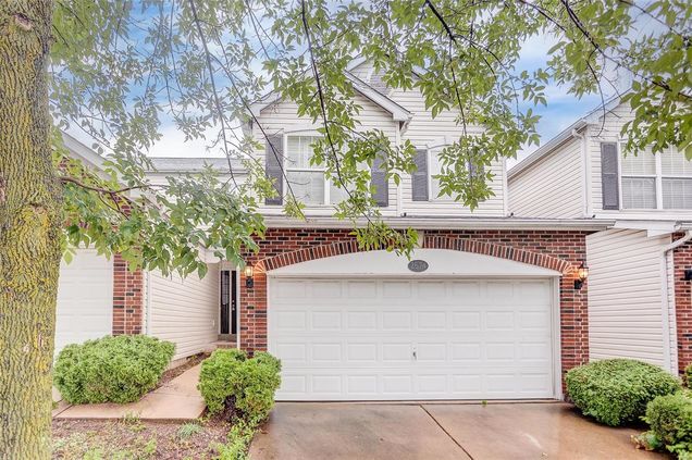 2578 Westfall Jennings, MO Townhouse Sold - Photo 1 of 19. Opens carousel modal