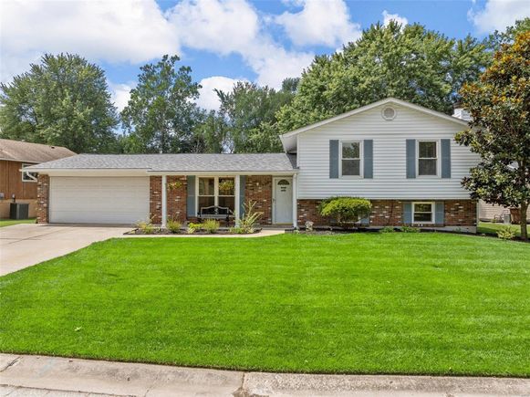 26 Oakshire Court St Peters, MO House Sold - Photo 1 of 40. Opens carousel modal