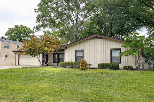 1003 Accent Drive St Louis, MO House Sold - Photo 1 of 35. Opens carousel modal