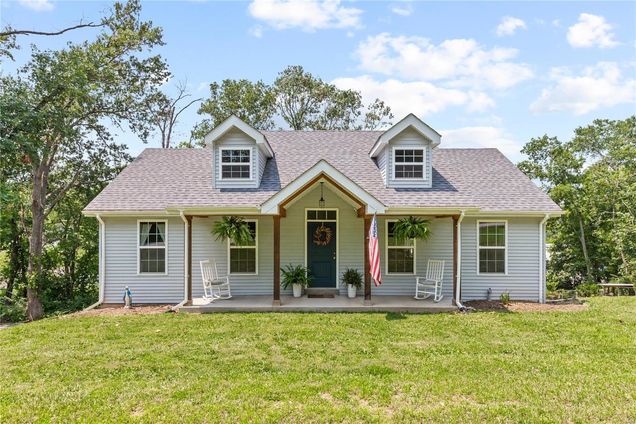 1721 Grothe Road Wentzville, MO House Sold - Photo 1 of 28. Opens carousel modal