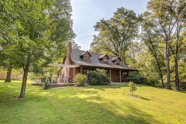 5617 Schuetz Lane Alhambra, IL House Sold - Photo 1 of 59. Opens carousel modal