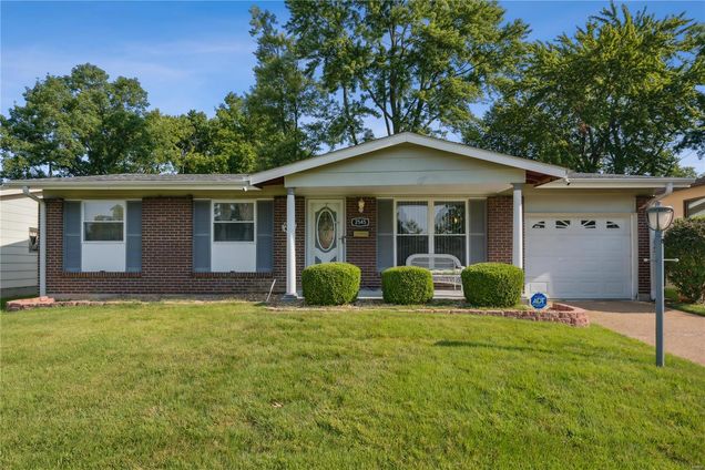 2545 Guildford Drive Florissant, MO House Sold - Photo 1 of 22. Opens carousel modal