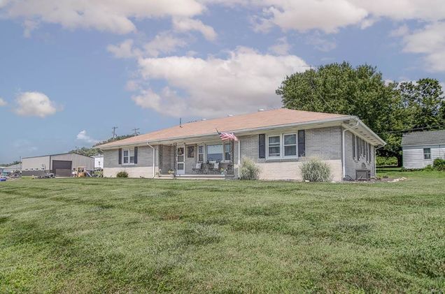608 Bottom Street Pleasant Hill, IL House Sold - Photo 1 of 41. Opens carousel modal