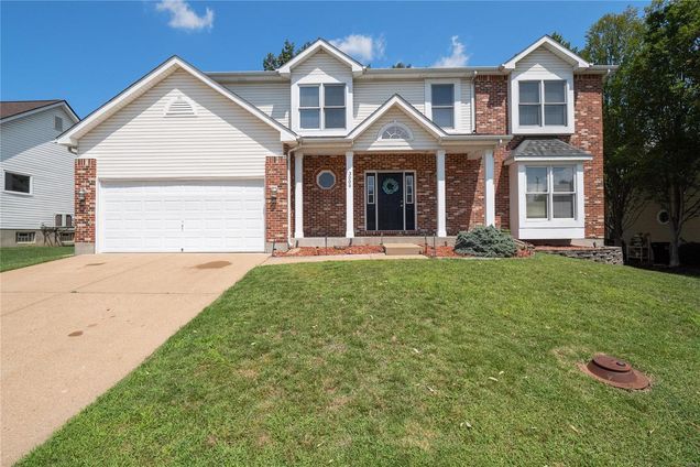 3009 Piney Pointe Drive St Louis, MO House Sold - Photo 1 of 66. Opens carousel modal