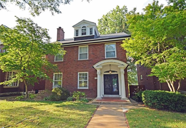 7140 Pershing University City, MO House Sold - Photo 1 of 26. Opens carousel modal
