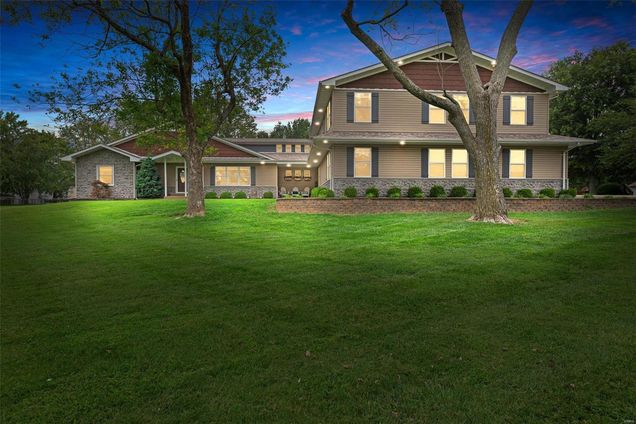 201 Reinke Road Ellisville, MO House Sold - Photo 1 of 61. Opens carousel modal