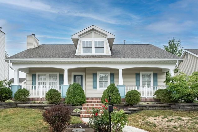 308 Lake Side View Lane St Peters, MO House Sold - Photo 1 of 43. Opens carousel modal