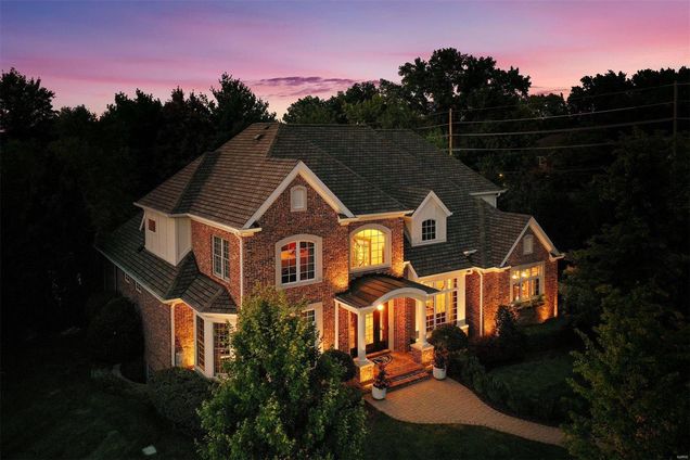 3 Warson Downs Road Creve Coeur, MO House Sold - Photo 1 of 42. Opens carousel modal