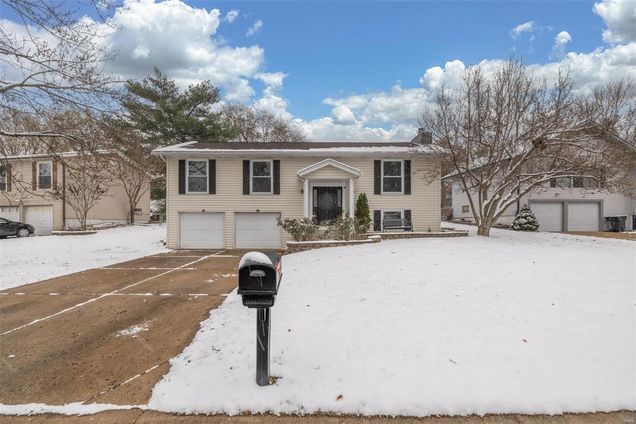 11 Ann Drive St Peters, MO House Sold - Photo 1 of 24. Opens carousel modal