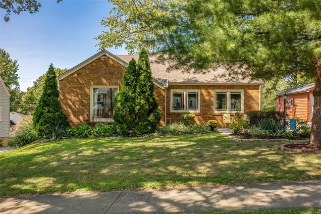 365 S Linden Avenue Decatur, IL House Sold - Photo 1 of 41. Opens carousel modal