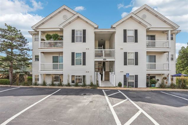 16560 Victoria Crossing Drive Unit D Wildwood, MO Condo Sold - Photo 1 of 28. Opens carousel modal