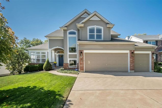 9 Remington Way Court Ballwin, MO House Sold - Photo 1 of 59. Opens carousel modal