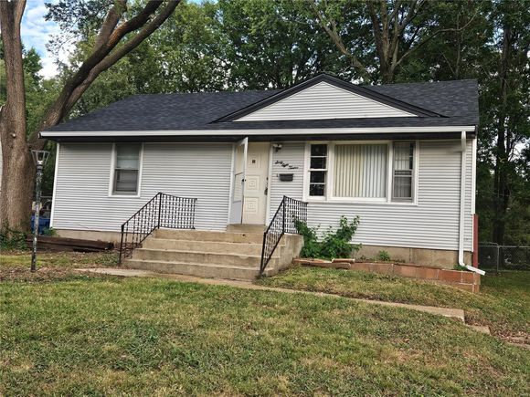 6812 Brower Court St Louis, MO House Sold - Photo 1 of 10. Opens carousel modal