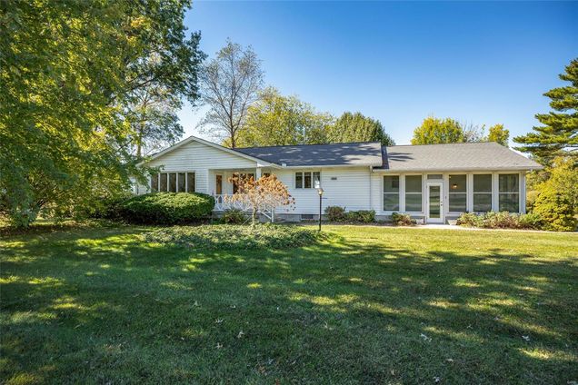 501 S Old Route 66 Mount Olive, IL House Sold - Photo 1 of 33. Opens carousel modal