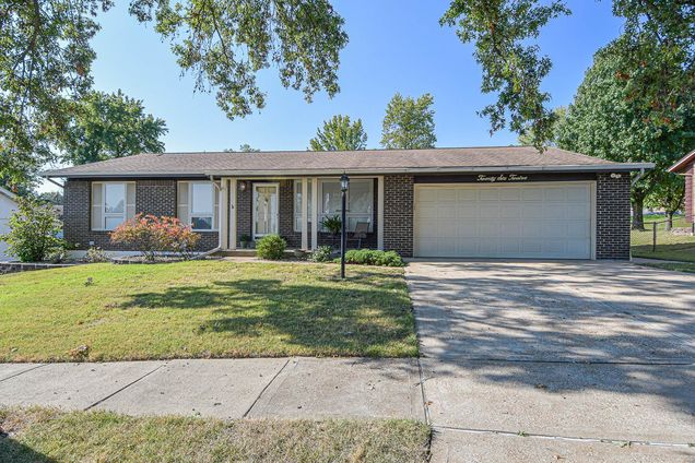 2612 Victron Drive St Louis, MO House Sold - Photo 1 of 61. Opens carousel modal