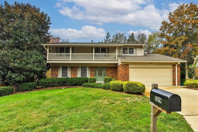529 Cross Green Lane St Louis, MO House Sold - Photo 1 of 31. Opens carousel modal