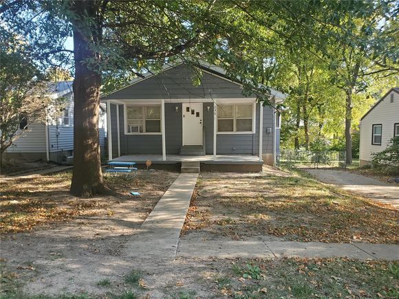 236 Williams Boulevard St Louis, MO House Sold - Photo 1 of 24. Opens carousel modal