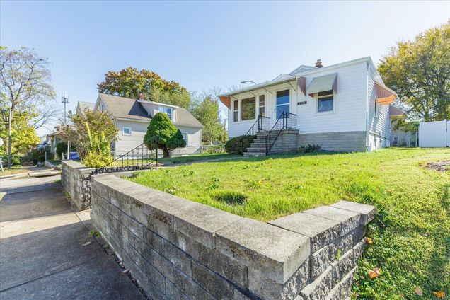 5900 Victoria Avenue St Louis, MO House Sold - Photo 1 of 43. Opens carousel modal