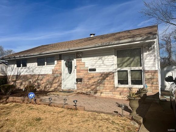 7813 Paddington Drive St Louis, MO House Sold - Photo 1 of 24. Opens carousel modal