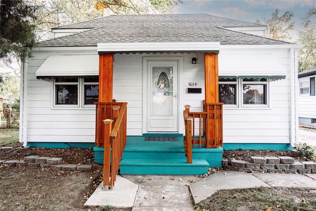1624 Sycamore Street Granite City, IL House Sold - Photo 1 of 11. Opens carousel modal