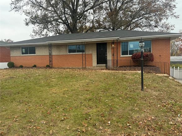 3637 Cordes Drive Mehlville, MO House Sold - Photo 1 of 22. Opens carousel modal