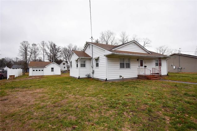 503 E Pennsylvania Street Staunton, IL House Sold - Photo 1 of 16. Opens carousel modal
