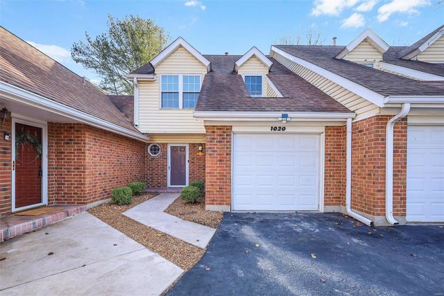 1020 Boggan Place Florissant, MO Condo Sold - Photo 1 of 21. Opens carousel modal