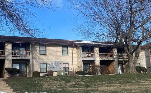 1407 Summergate Parkway Unit F St Charles, MO Condo Sold - Photo 1 of 25. Opens carousel modal