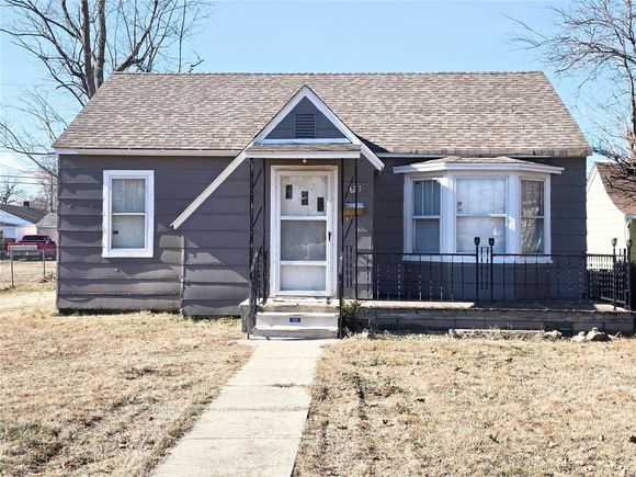 421 N Catalpa Street Dexter, MO House Sold - Photo 1 of 11. Opens carousel modal
