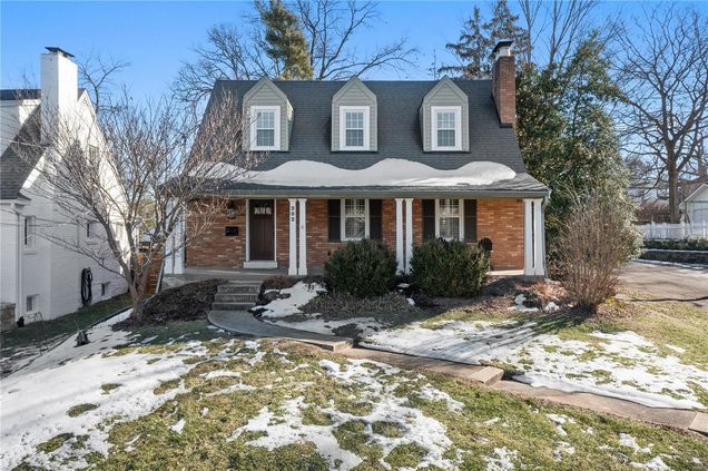 202 Elm Avenue Glendale, MO House Sold - Photo 1 of 32. Opens carousel modal