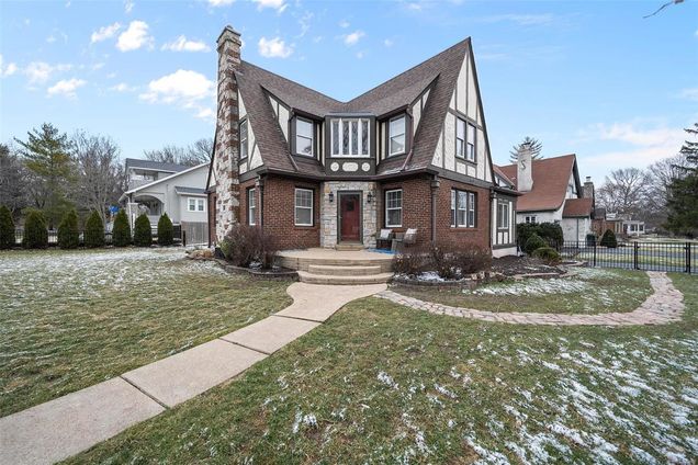 103 E Jewel Avenue St Louis, MO House Sold - Photo 1 of 35. Opens carousel modal
