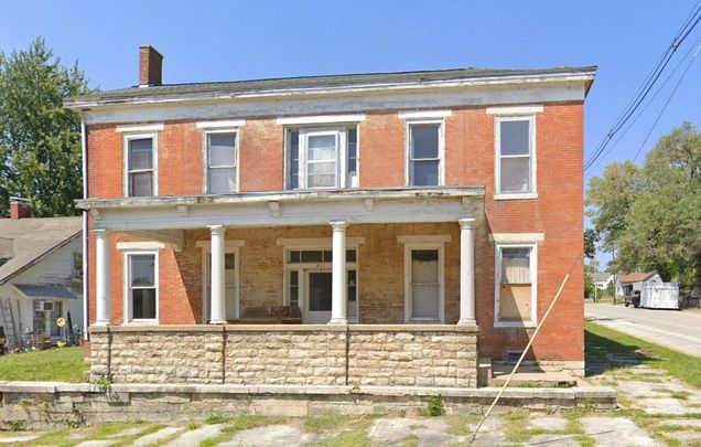 401 Kentucky Street Louisiana, MO House Sold - Photo 1 of 8. Opens carousel modal