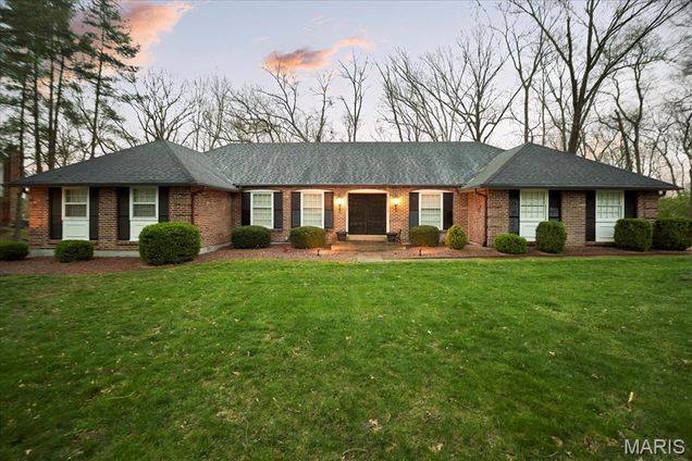 1932 Sturfield Court Town and Country, MO House Sold - Photo 1 of 49. Opens carousel modal