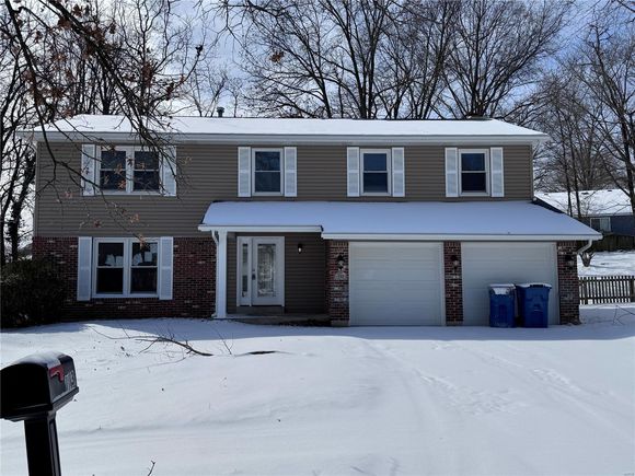 #MIS25008993 Manchester, MO House Sold - Photo 1 of 12. Opens carousel modal
