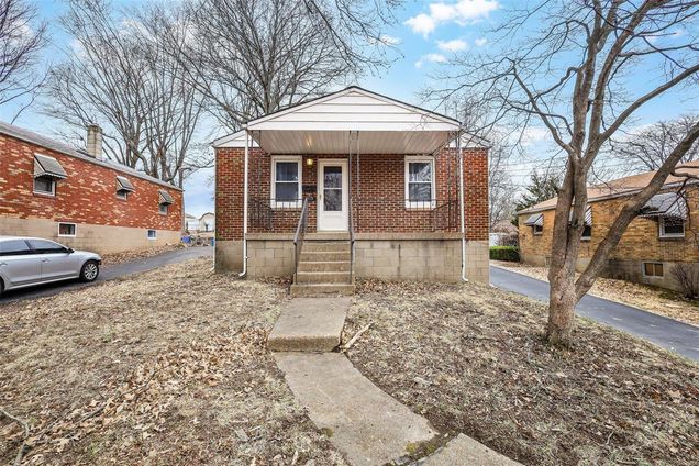 9113 Palmer Avenue St Louis, MO House Sold - Photo 1 of 27. Opens carousel modal