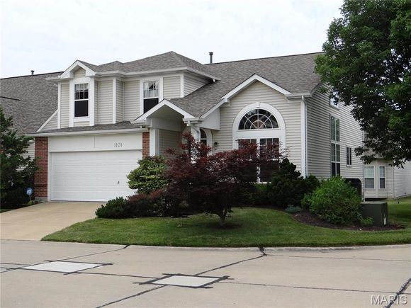 1101 Cambridge Green Court Chesterfield, MO House Sold - Photo 1 of 27. Opens carousel modal