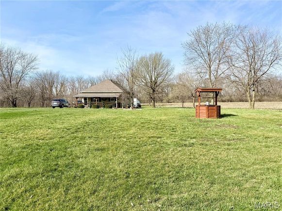 911 Williamson Avenue Staunton, IL House Sold - Photo 1 of 47. Opens carousel modal