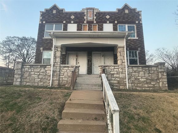 5709 Saint Louis Ave St Louis, MO Multifamily Sold - Photo 1 of 15. Opens carousel modal