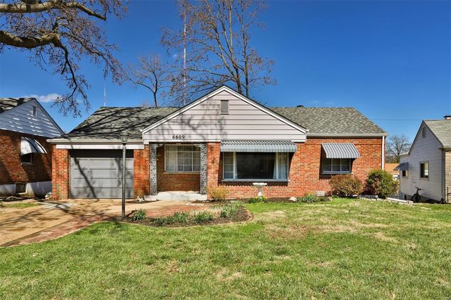 6609 E Yorkshire Drive St Louis, MO House Sold - Photo 1 of 34. Opens carousel modal