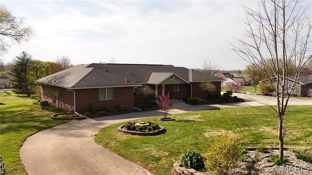 705 Linder Boulevard Greenville, IL House Sold - Photo 1 of 80. Opens carousel modal