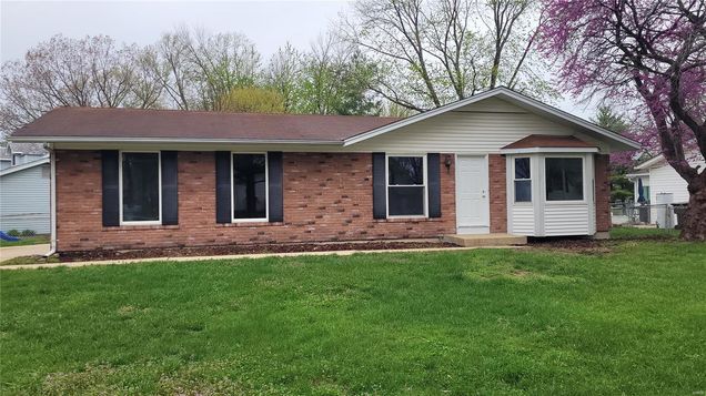 8 Ann Drive St Peters, MO House Sold - Photo 1 of 25. Opens carousel modal