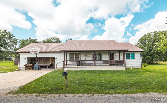 105 Sugar Maple Drive Licking, MO House Active - Photo 1 of 34. Opens carousel modal
