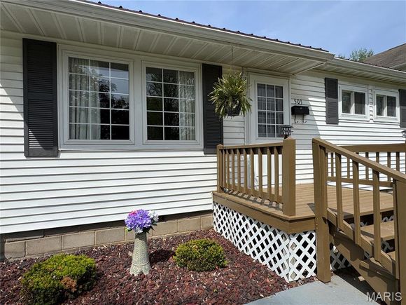 503 Frankford Road Louisiana, MO House Sold - Photo 1 of 26. Opens carousel modal