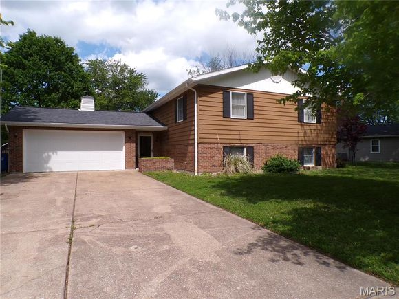 275 Prairie Lane Sparta, IL House Sold - Photo 1 of 32. Opens carousel modal
