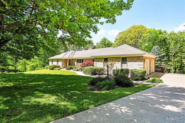 543 Summer Hill Lane Washington, MO House Sold - Photo 1 of 37. Opens carousel modal