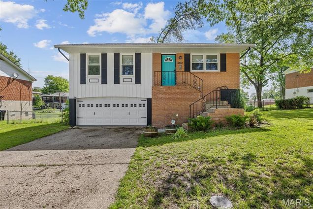 9730 Hale Drive St Louis, MO House Sold - Photo 1 of 26. Opens carousel modal