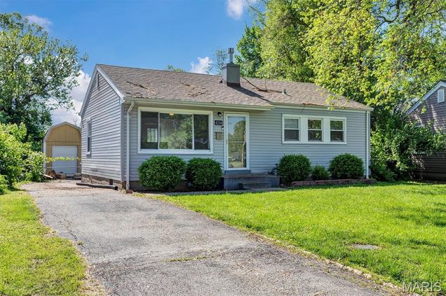 4204 Saint Linus Lane St Ann, MO House Active - Photo 1 of 29. Opens carousel modal