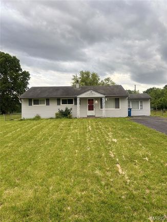 1020 Farmview Drive