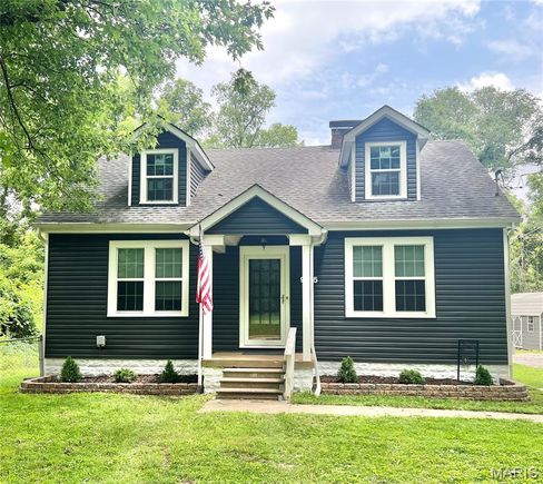 9515 Old Lincoln Trail Fairview Heights, IL House Active - Photo 1 of 1. Opens carousel modal